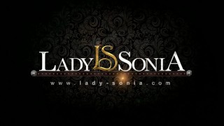 British MILF Sonia trades her car for pussy